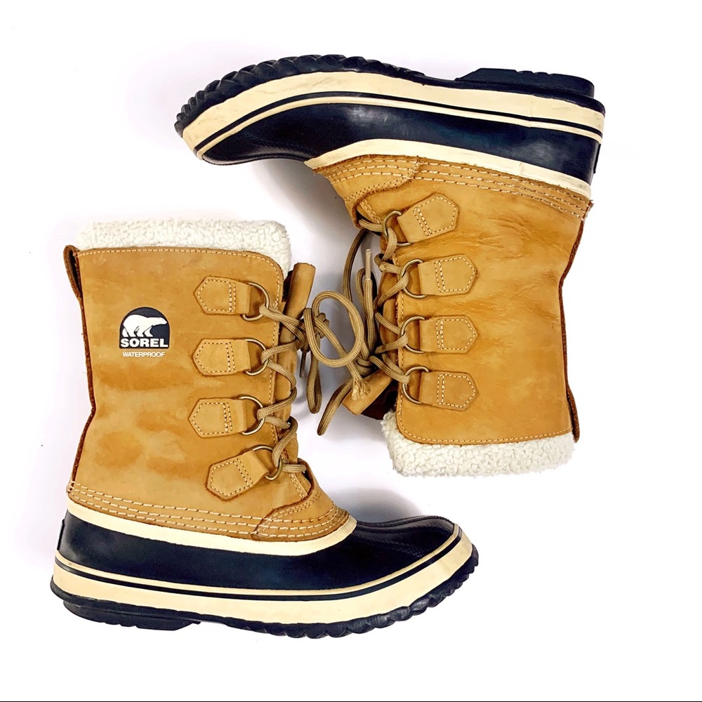 SOREL "Caribou" fleece-lined winter snow boots